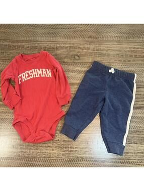 Carter's Baby Boy long sleeve matching Set - Freshman - 9M